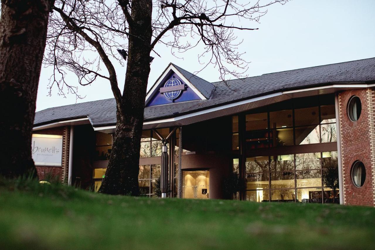 וויגאן Wrightington Hotel & Health Club מראה חיצוני תמונה