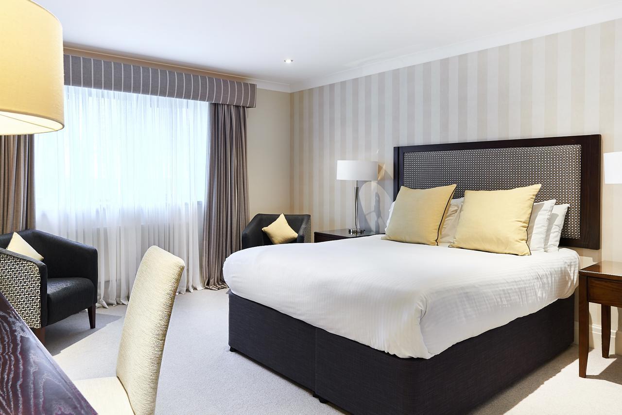 וויגאן Wrightington Hotel & Health Club מראה חיצוני תמונה